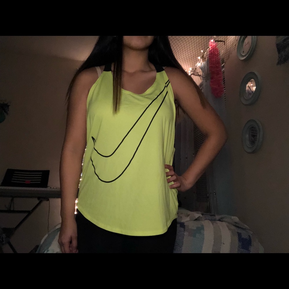 Nike tank